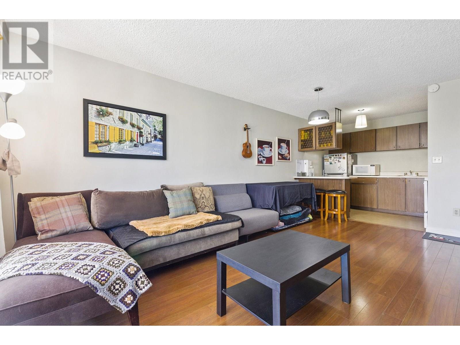 405 145 St. Georges Avenue, North Vancouver, British Columbia  V7L 3G8 - Photo 4 - R3028872