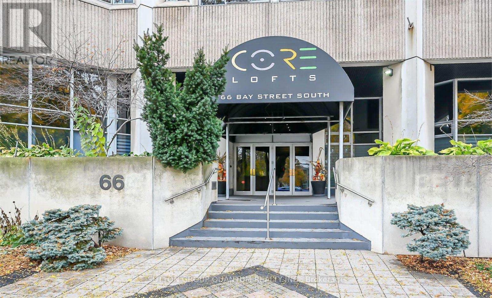 307 - 66 Bay Street S, Hamilton, Ontario  L8P 4Z6 - Photo 1 - X12300178