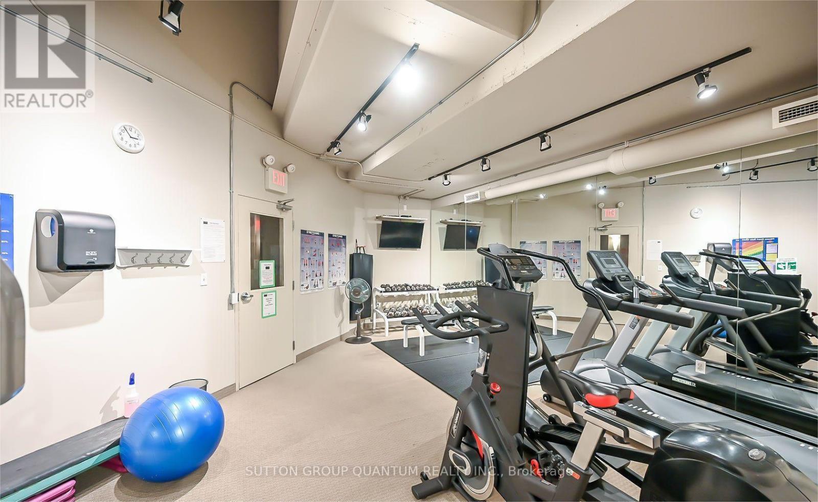 307 - 66 Bay Street S, Hamilton, Ontario  L8P 4Z6 - Photo 23 - X12300178