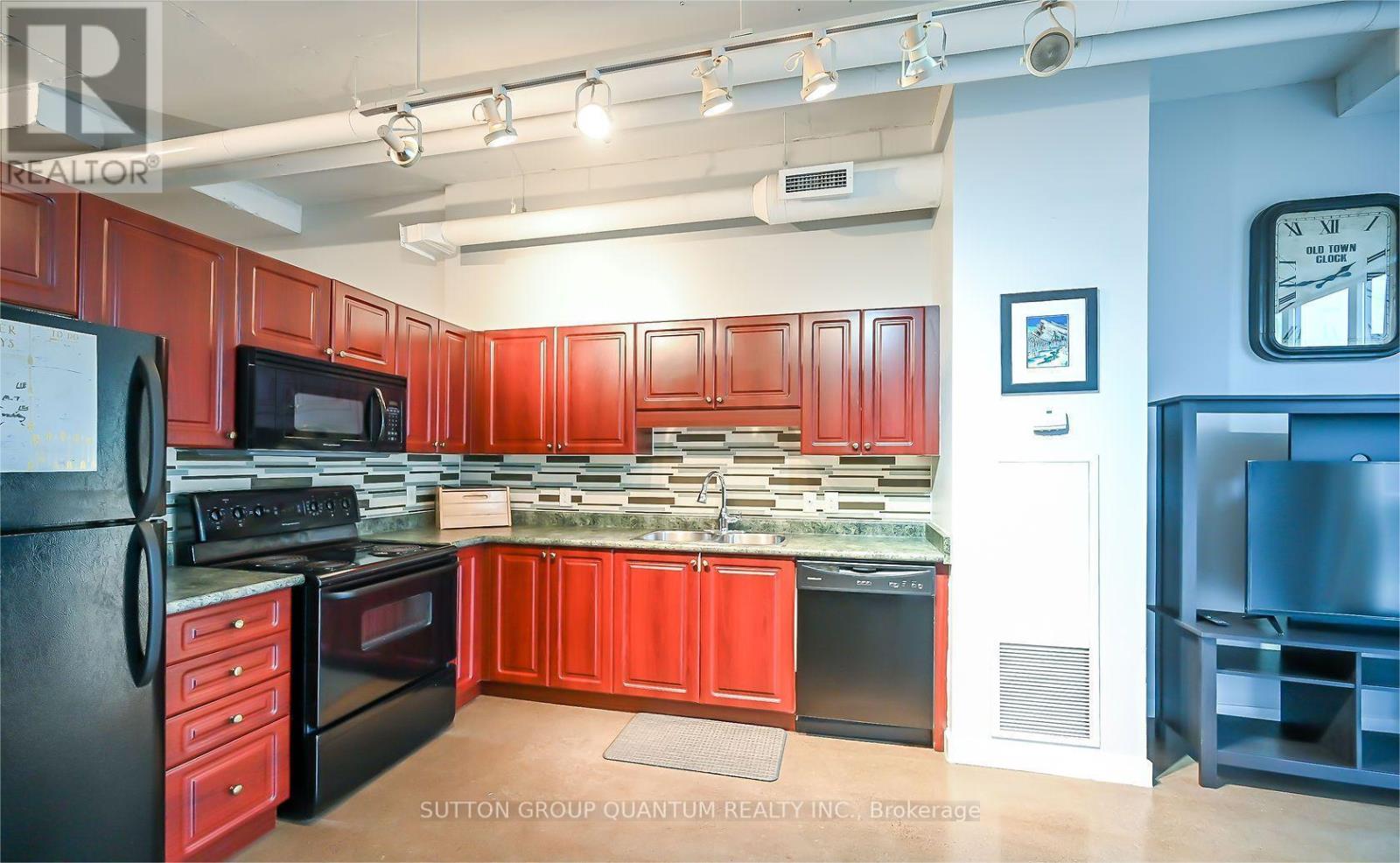 307 - 66 Bay Street S, Hamilton, Ontario  L8P 4Z6 - Photo 8 - X12300178