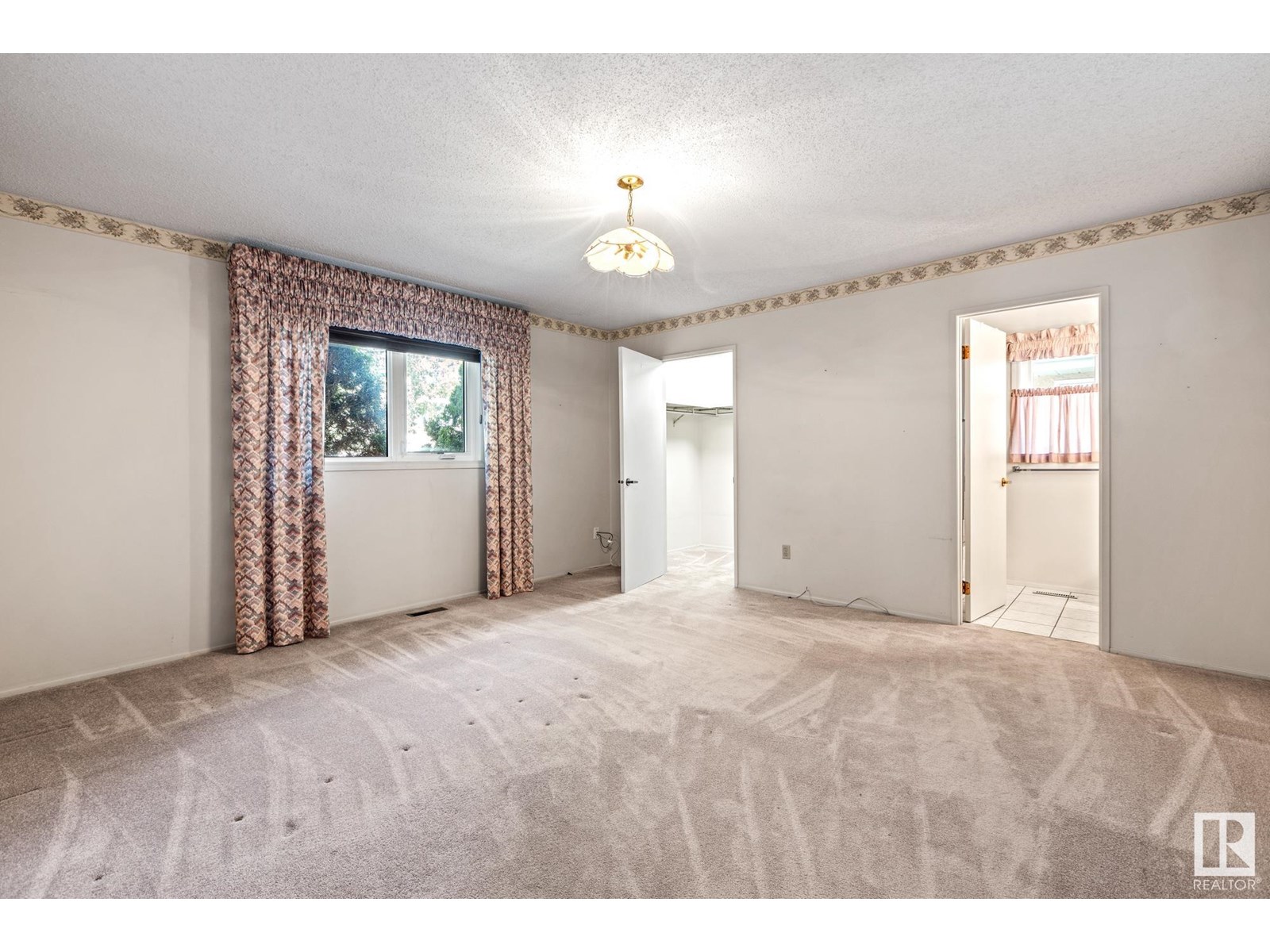 1126 105 St Nw, Edmonton, Alberta  T6J 6J6 - Photo 18 - E4449050