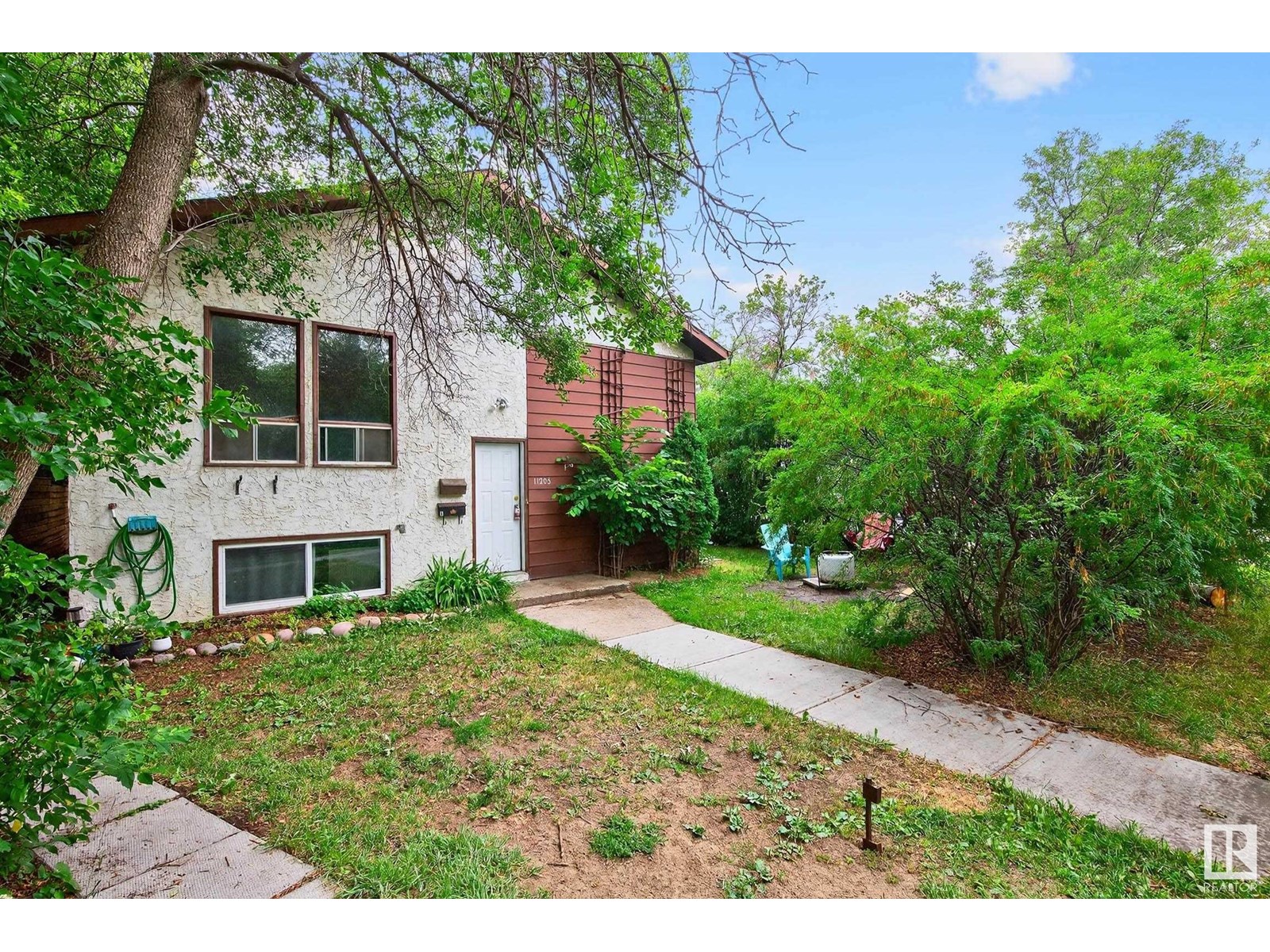 Property at 11205 125 ST NW image 2