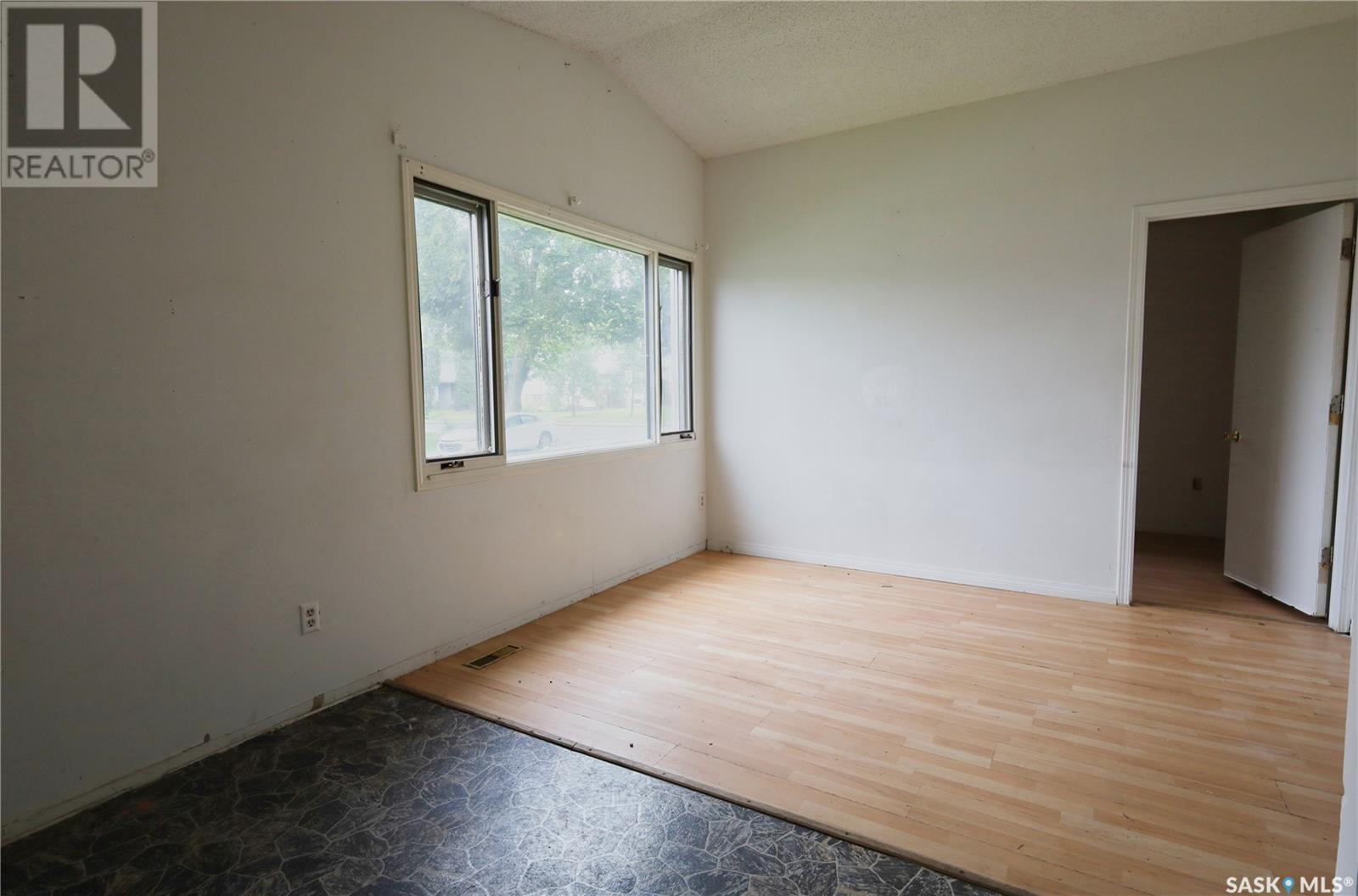 Property at 539 K AVENUE N image 5
