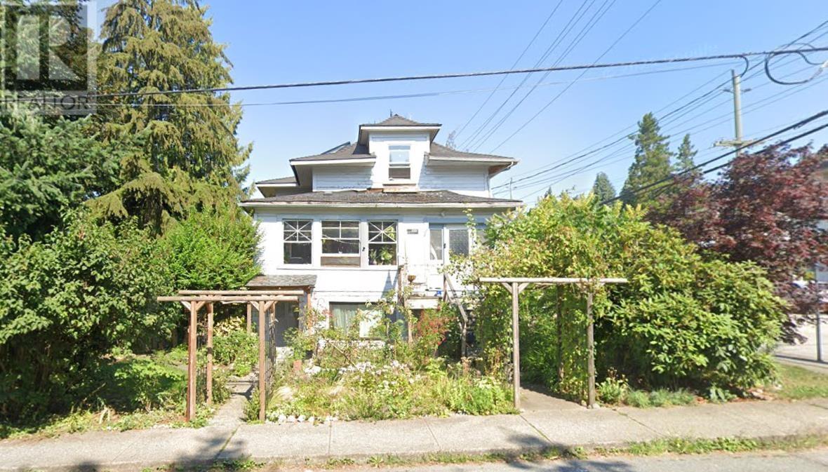 1001 FIFTH AVENUE, New Westminster, British Columbia