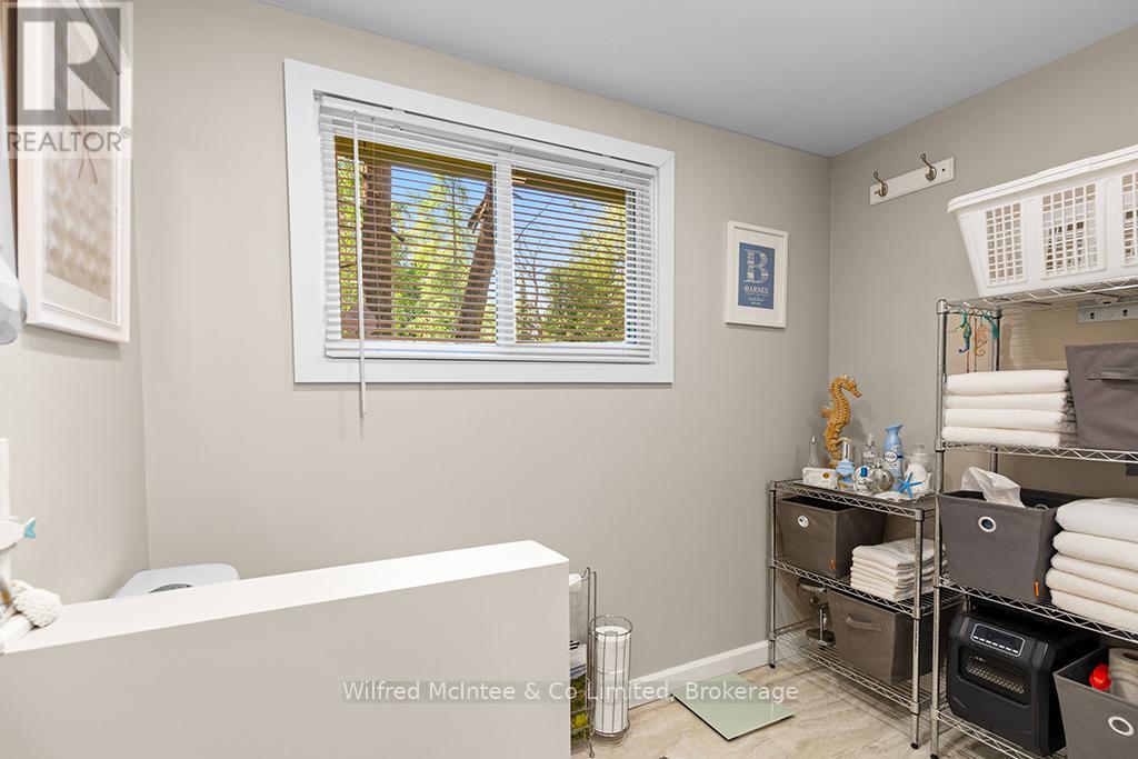 32 3rd Avenue S, Native Leased Lands, Ontario  N0H 2G0 - Photo 31 - X12296516