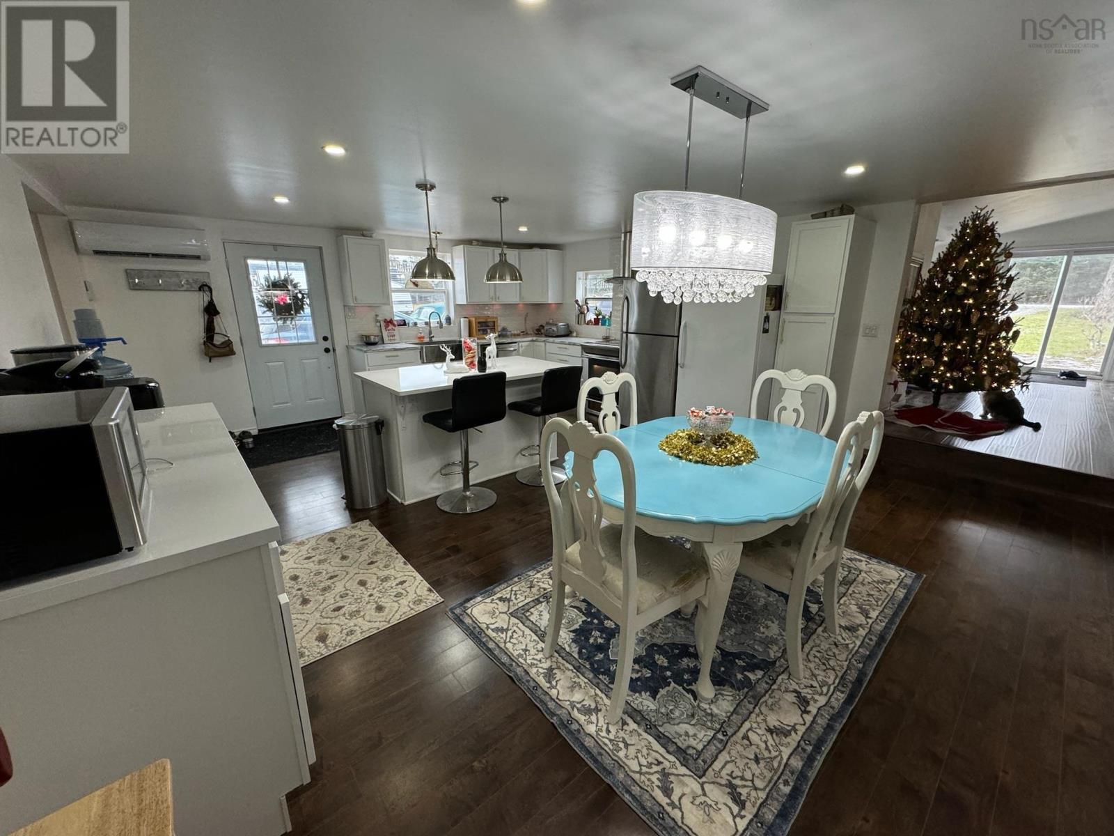 1379 Salmon River Road, L'ardoise, Nova Scotia  B0E 3B0 - Photo 6 - 202428100