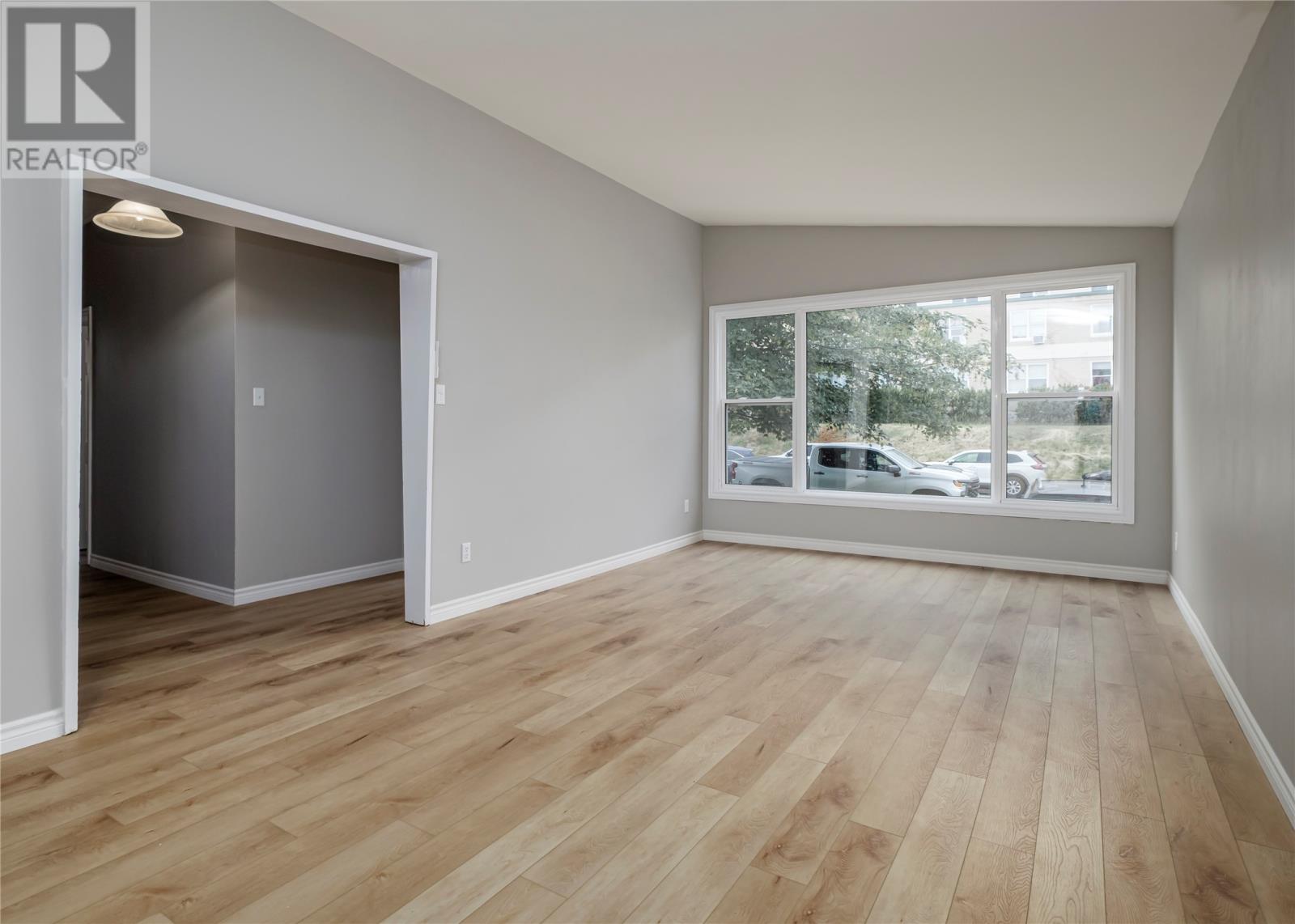 Property at 98 Larkhall Street image 3