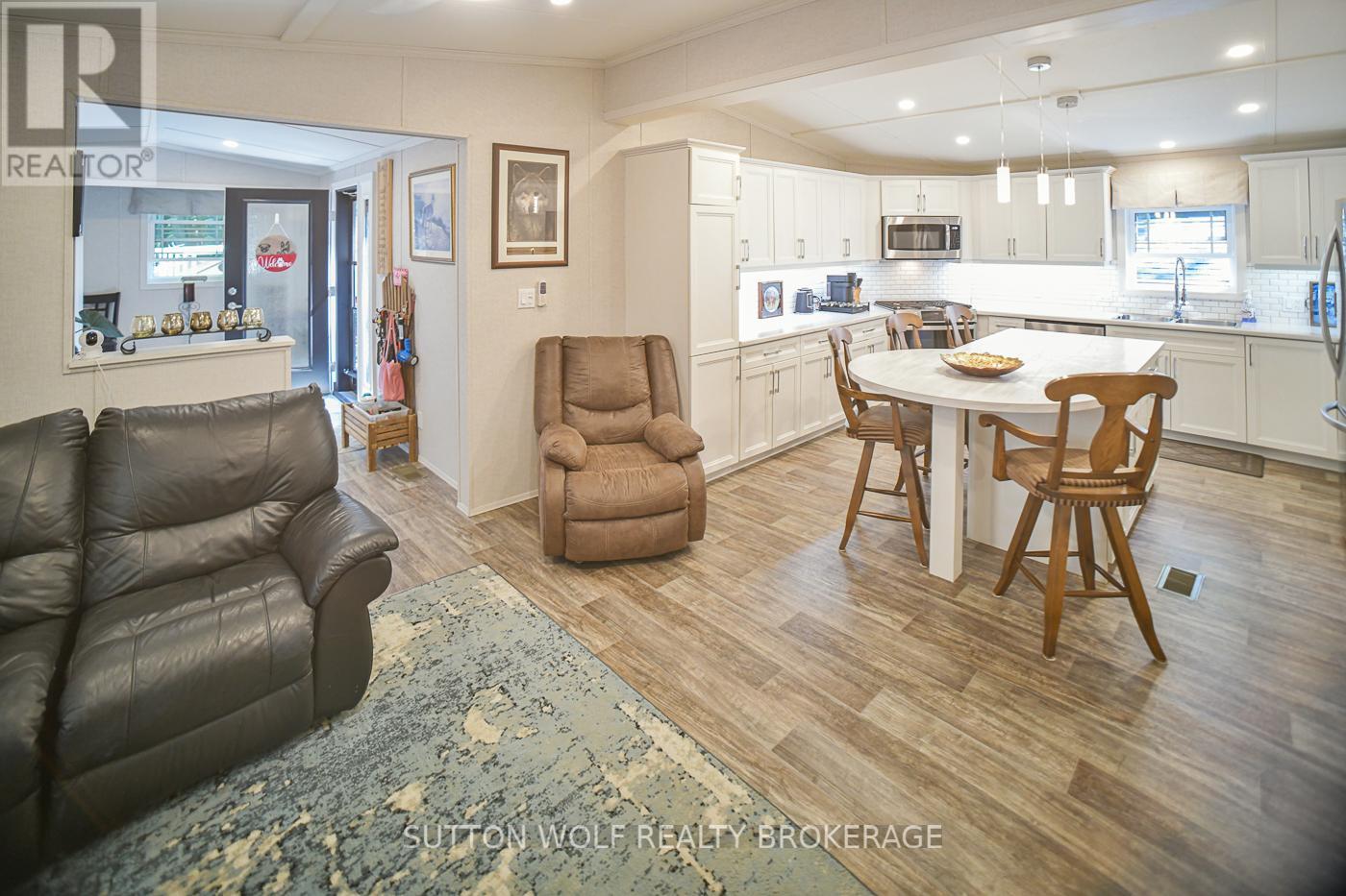 32 - 22790 Amiens Road, Middlesex Centre, Ontario  N0L 1R0 - Photo 13 - X12300411