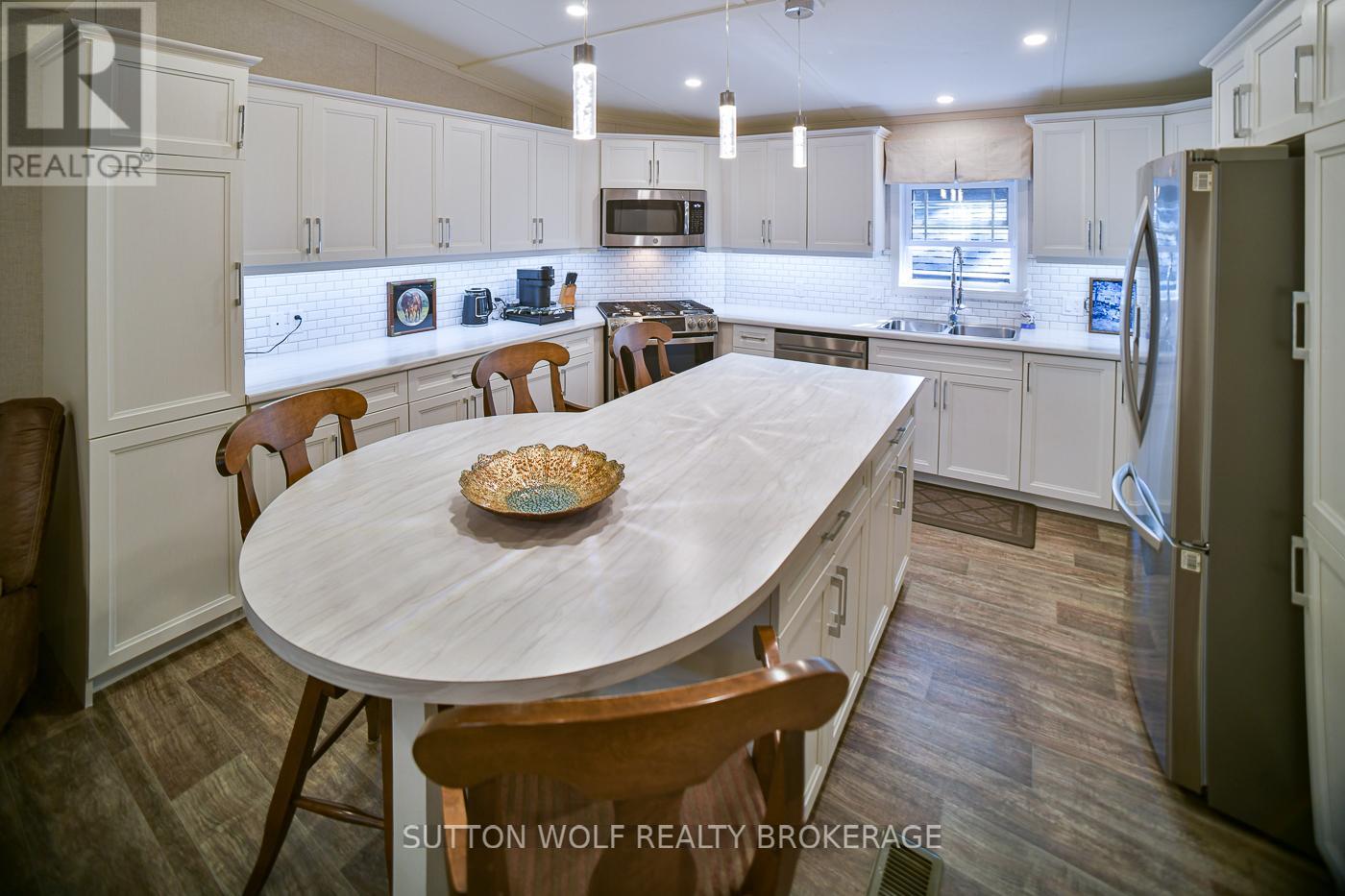 32 - 22790 Amiens Road, Middlesex Centre, Ontario  N0L 1R0 - Photo 15 - X12300411