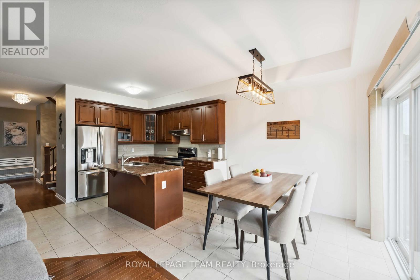 52 Tapadero Avenue, Ottawa, Ontario  K2V 0E1 - Photo 15 - X12300404