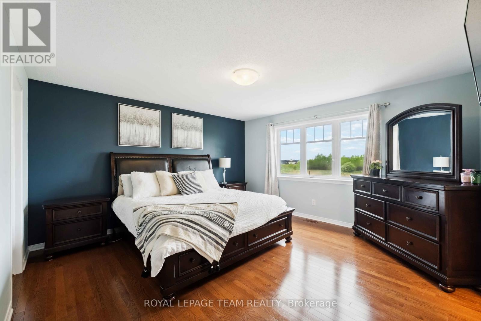 52 Tapadero Avenue, Ottawa, Ontario  K2V 0E1 - Photo 20 - X12300404