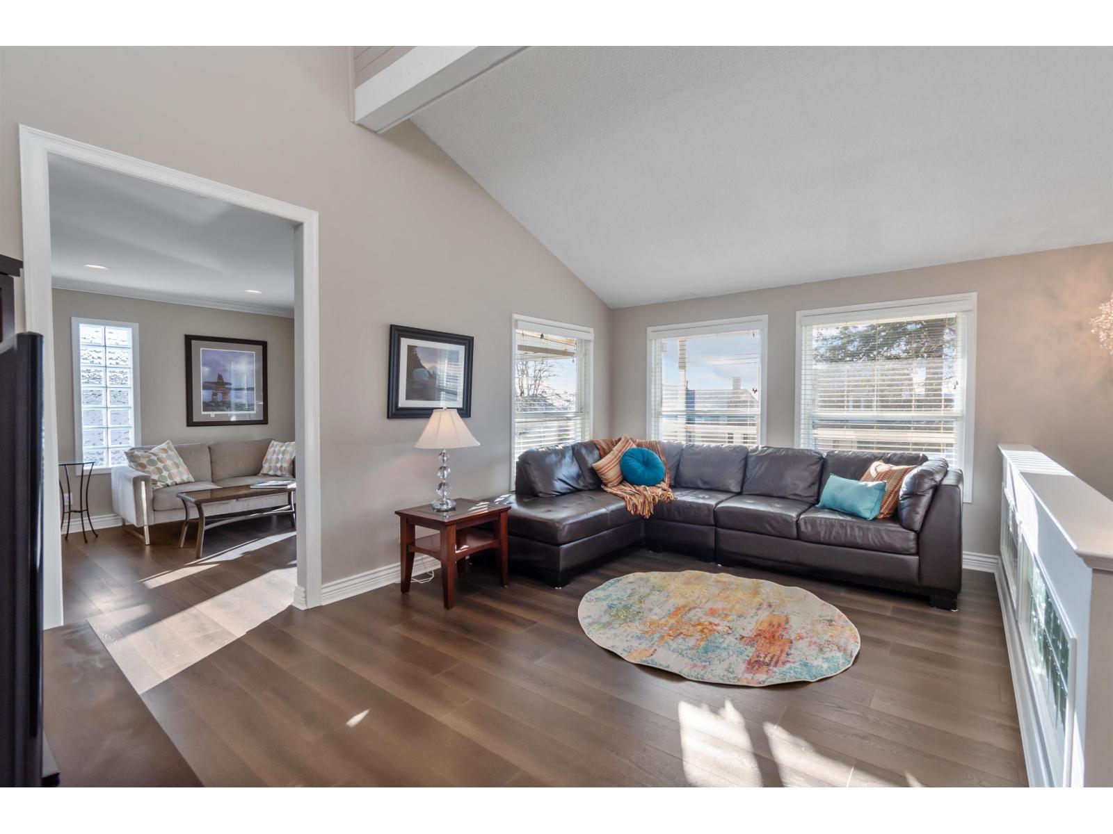15531 Roper Avenue, White Rock, British Columbia  V4B 2G4 - Photo 5 - R3029492