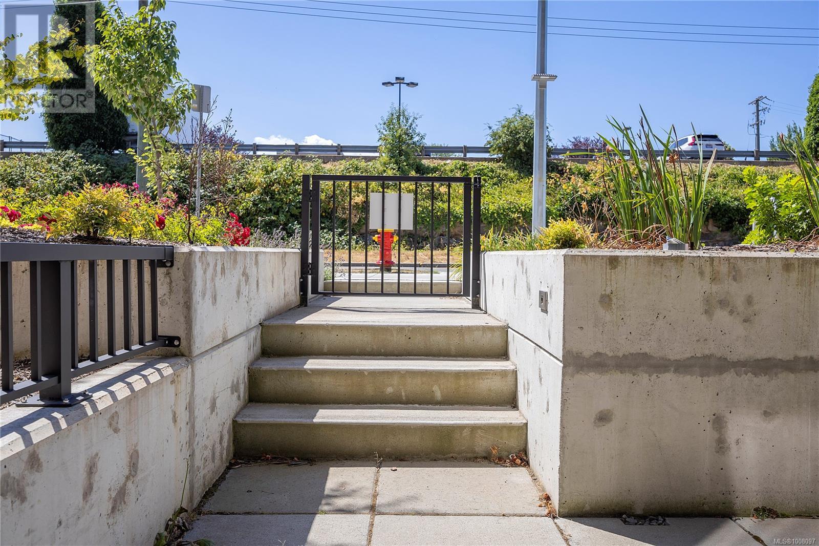 104 135 Haliburton St, Nanaimo, British Columbia  V9R 4V9 - Photo 41 - 1008097