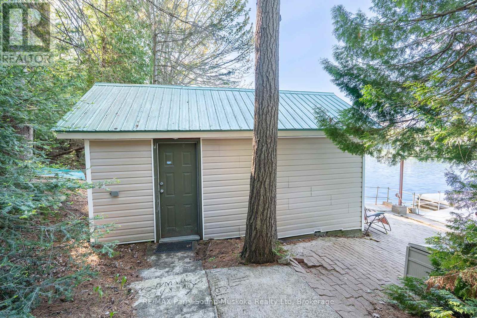 667 Highway 528a Highway, French River, Ontario  P0M 2K0 - Photo 37 - X12300454