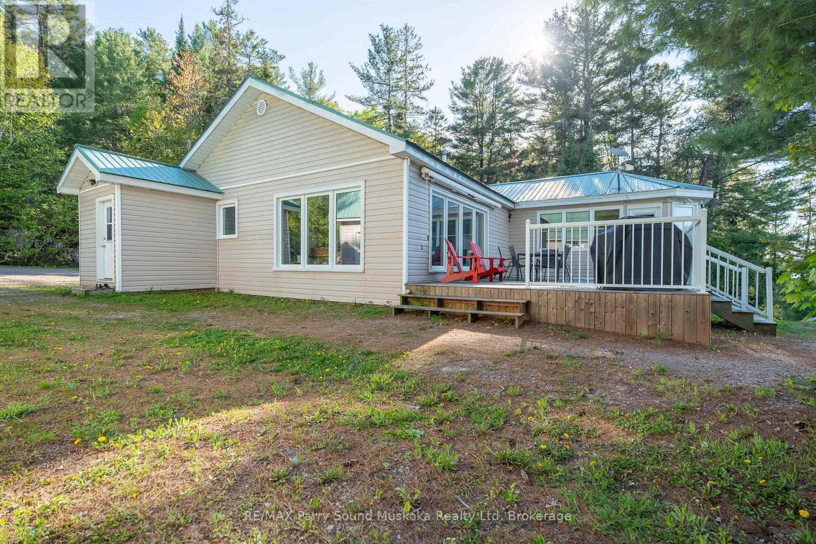 667 Highway 528a Highway, French River, Ontario  P0M 2K0 - Photo 5 - X12300454