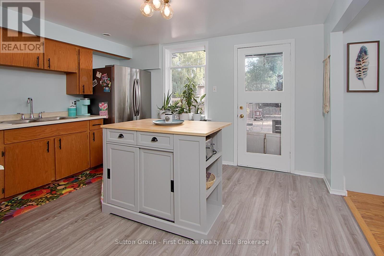 29 Grange Street, Stratford, Ontario  N5A 3P7 - Photo 15 - X12300482
