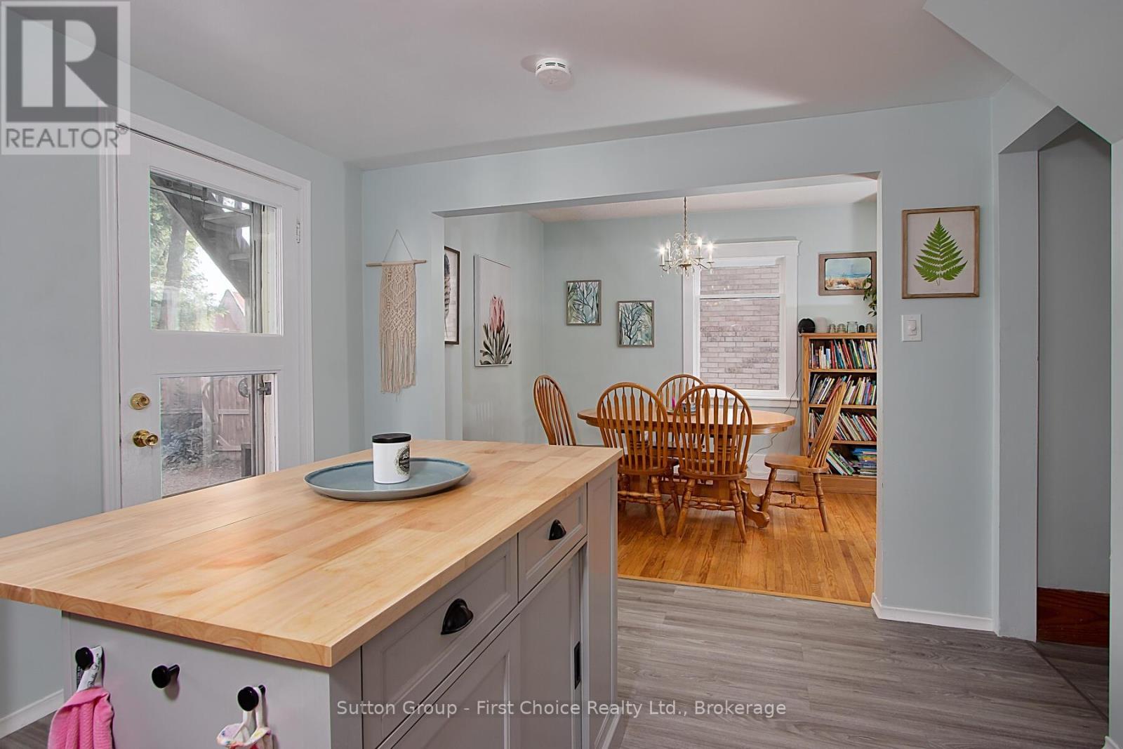 29 Grange Street, Stratford, Ontario  N5A 3P7 - Photo 17 - X12300482