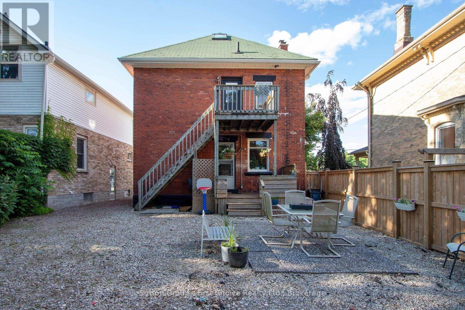 29 Grange Street, Stratford, Ontario  N5A 3P7 - Photo 37 - X12300482