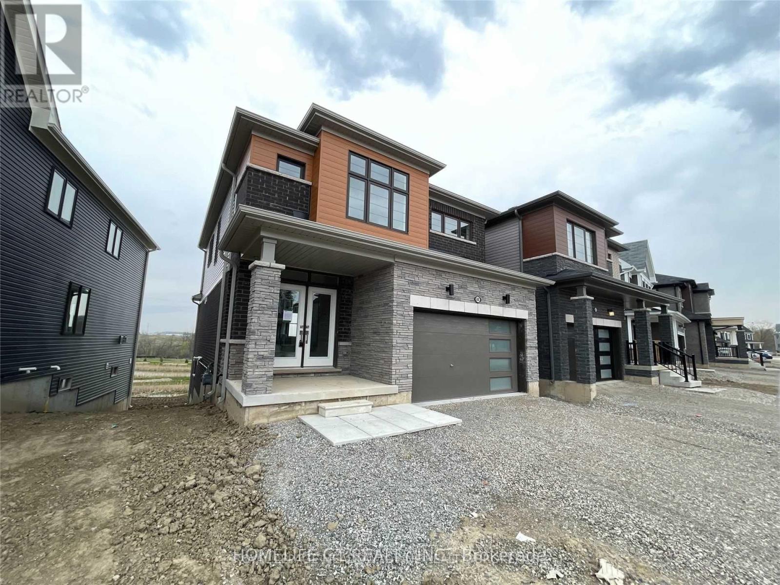 84 HAWICK CRESCENT, Haldimand, Ontario