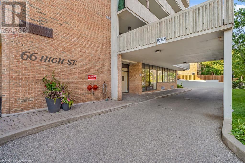Property at 66 HIGH Street E Unit# 904 image 3
