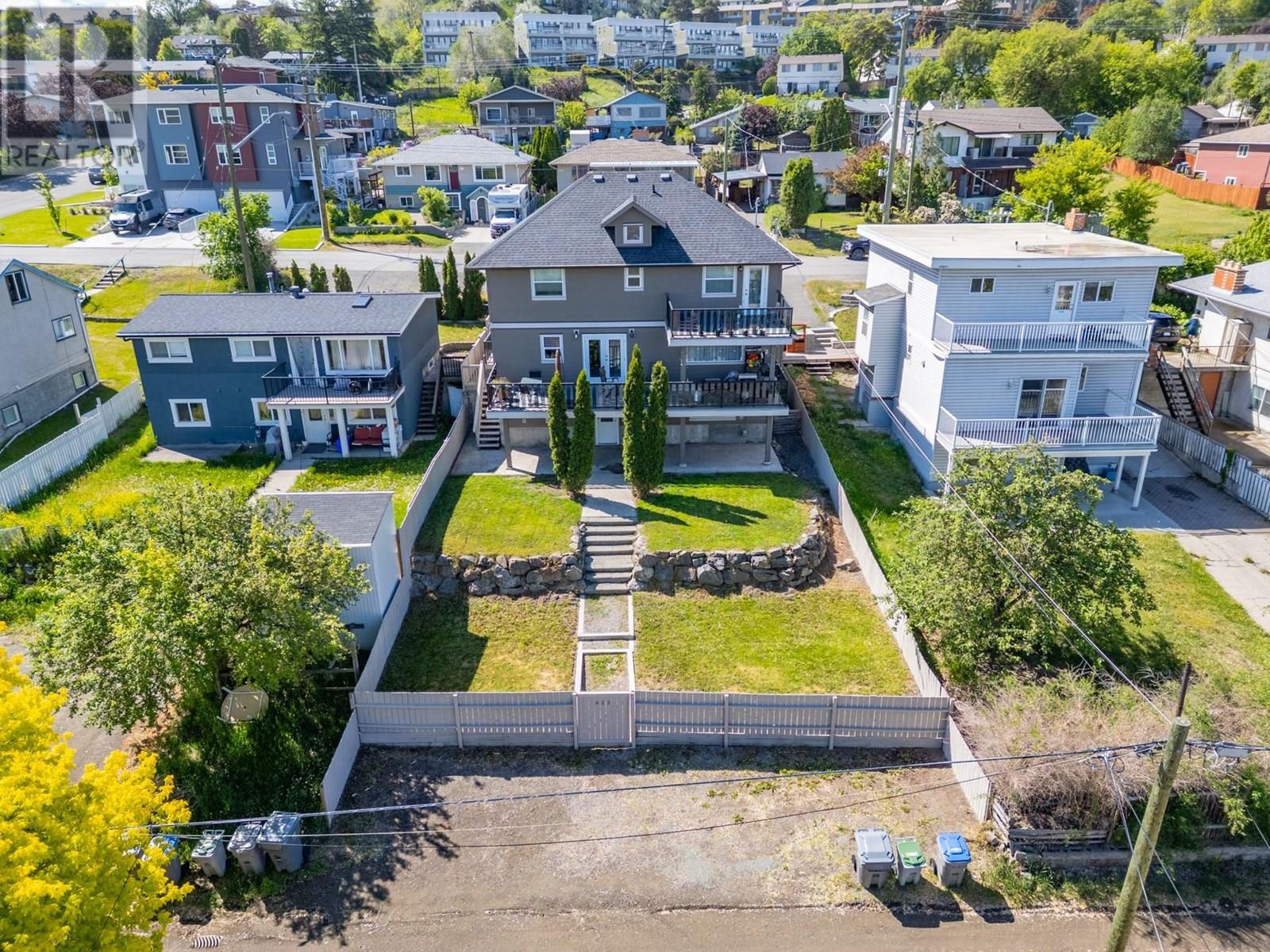 Property at 622 BATTLE W Street image 1