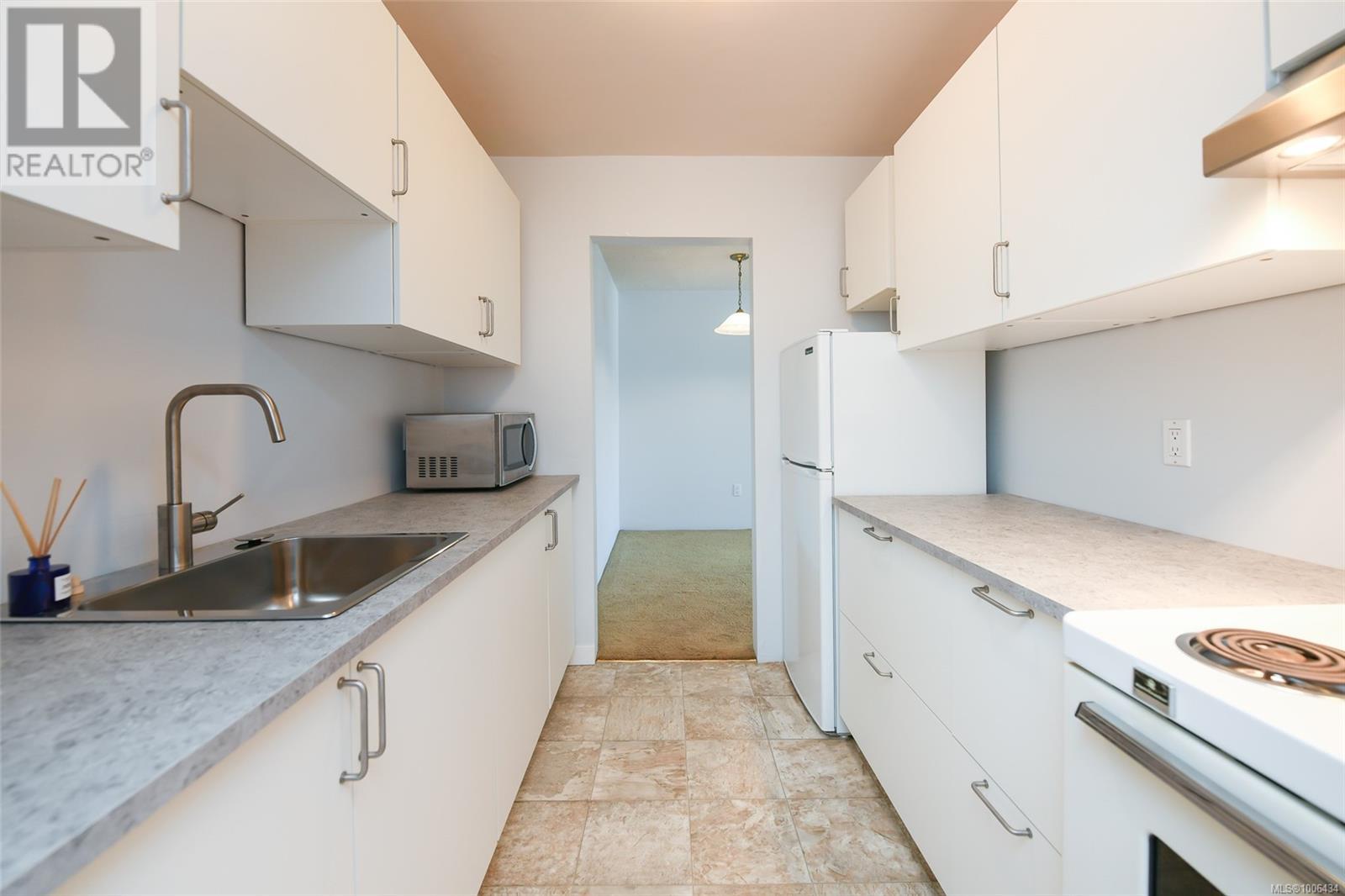 Property at 404 175 Centennial Dr image 5