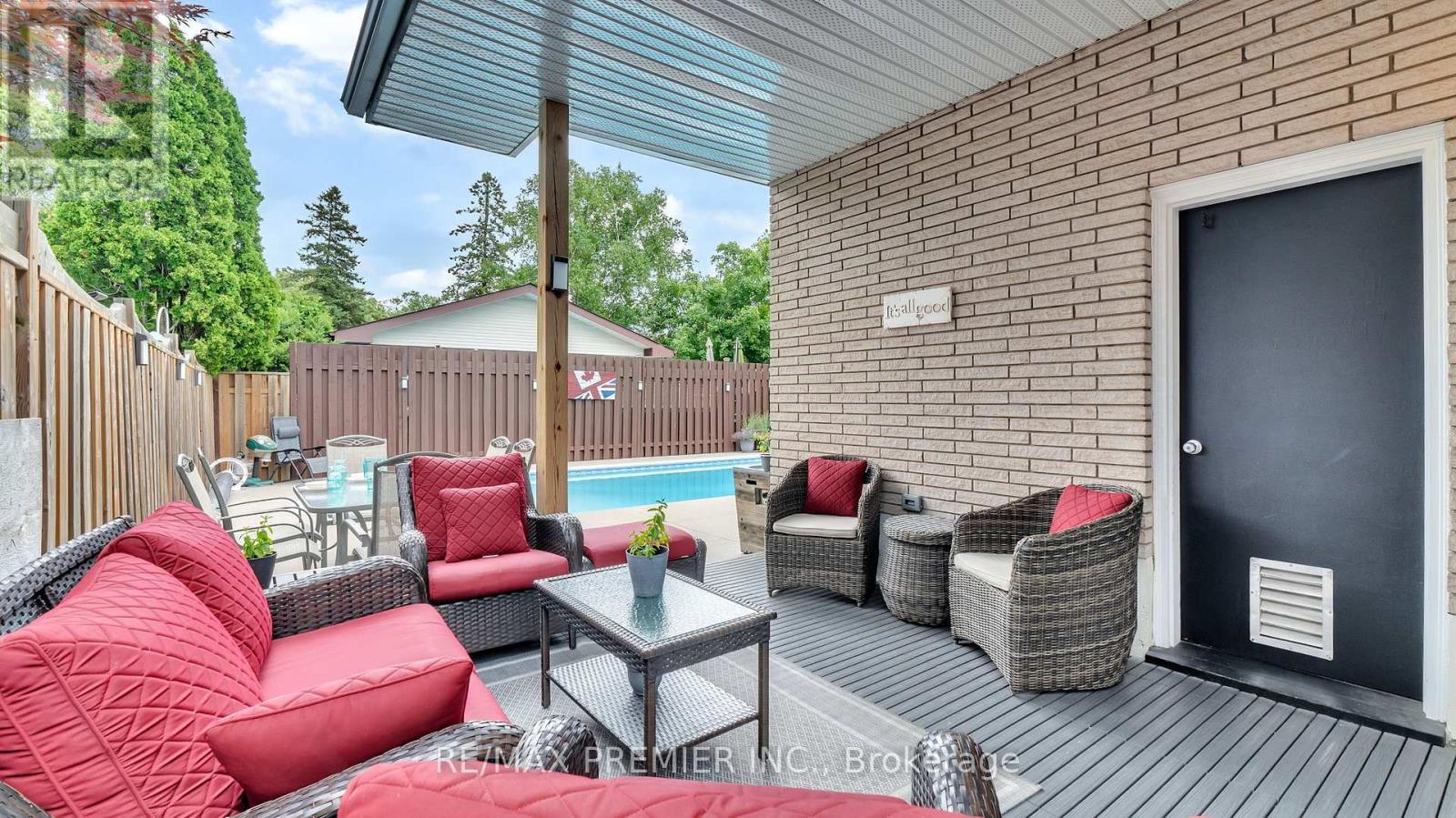 Property at 90 CAYUGA AVENUE image 3