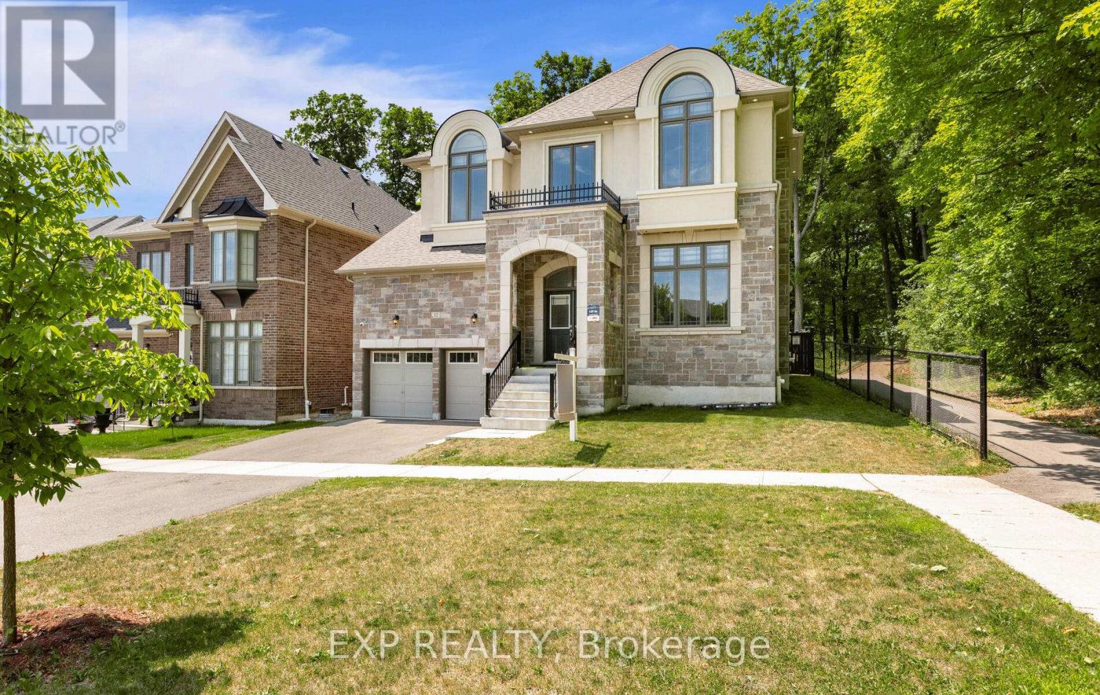 Property at 32 DAISY MEADOW CRESCENT image 3