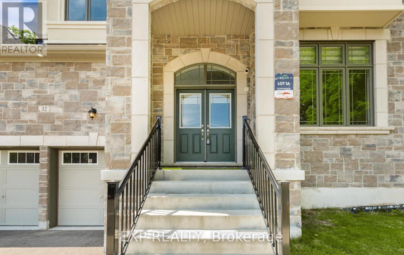 Property at 32 DAISY MEADOW CRESCENT image 4