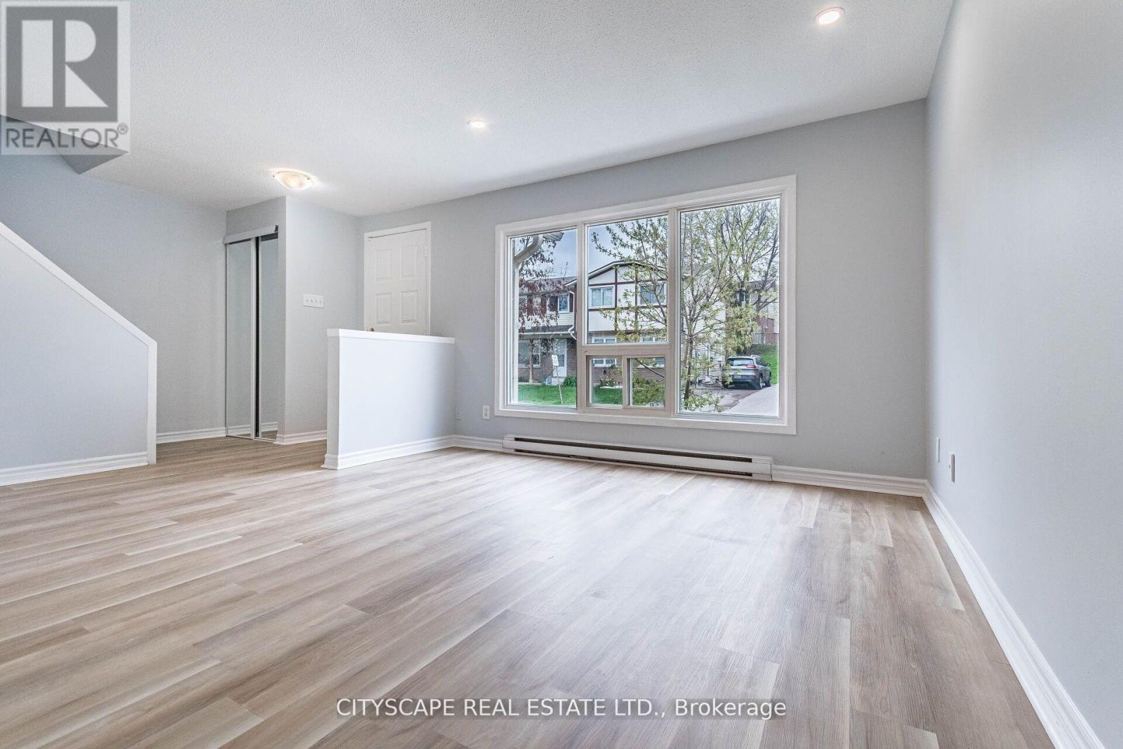 8 - 20 Mayfield Avenue, Waterloo, Ontario  N2J 4M5 - Photo 10 - X12300438