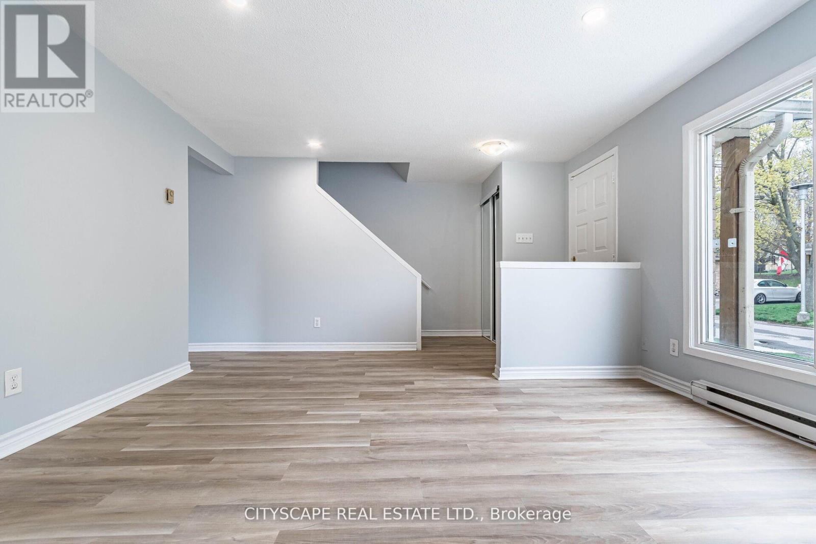 8 - 20 Mayfield Avenue, Waterloo, Ontario  N2J 4M5 - Photo 14 - X12300438