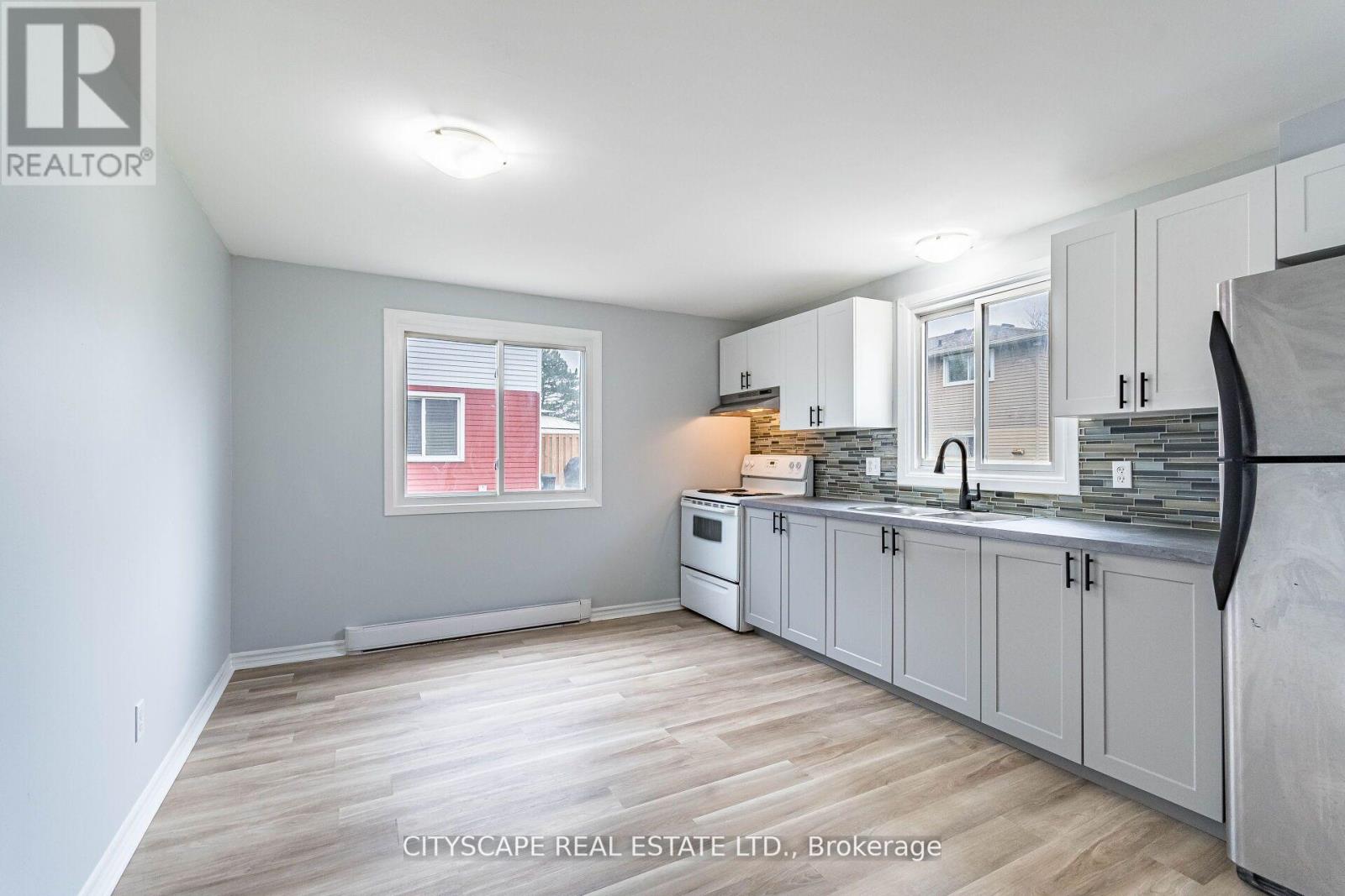 8 - 20 Mayfield Avenue, Waterloo, Ontario  N2J 4M5 - Photo 16 - X12300438