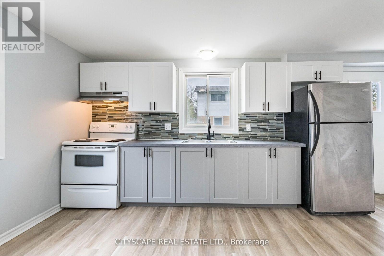 8 - 20 Mayfield Avenue, Waterloo, Ontario  N2J 4M5 - Photo 21 - X12300438