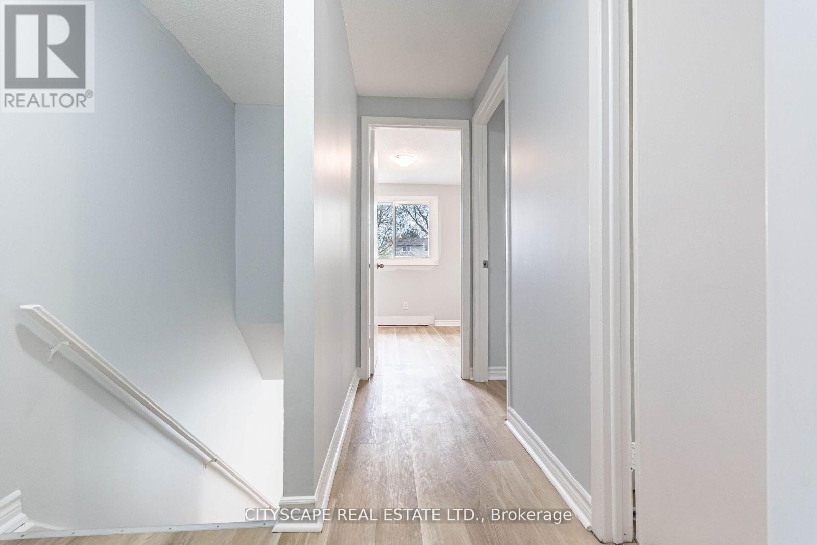 8 - 20 Mayfield Avenue, Waterloo, Ontario  N2J 4M5 - Photo 23 - X12300438