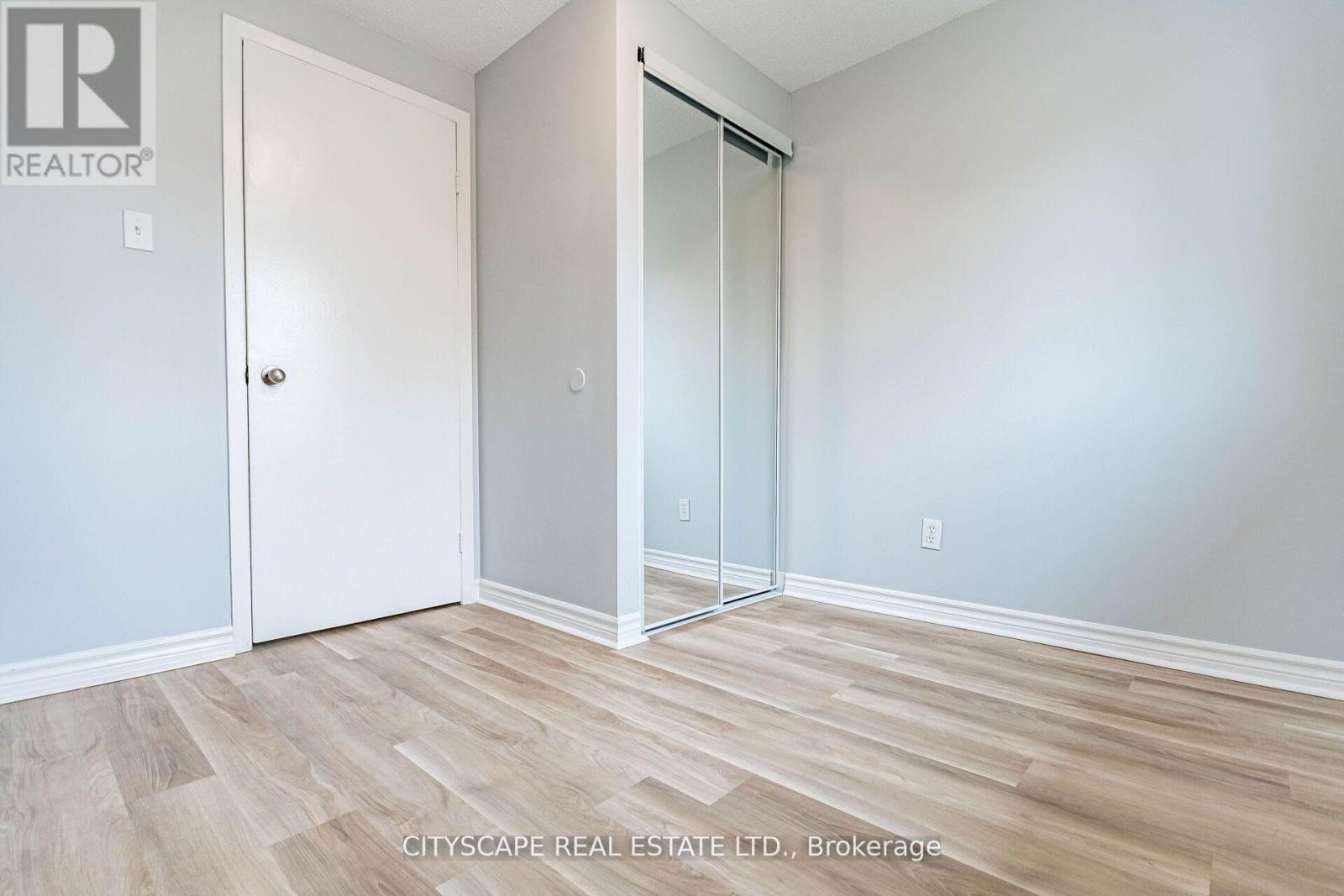 8 - 20 Mayfield Avenue, Waterloo, Ontario  N2J 4M5 - Photo 45 - X12300438
