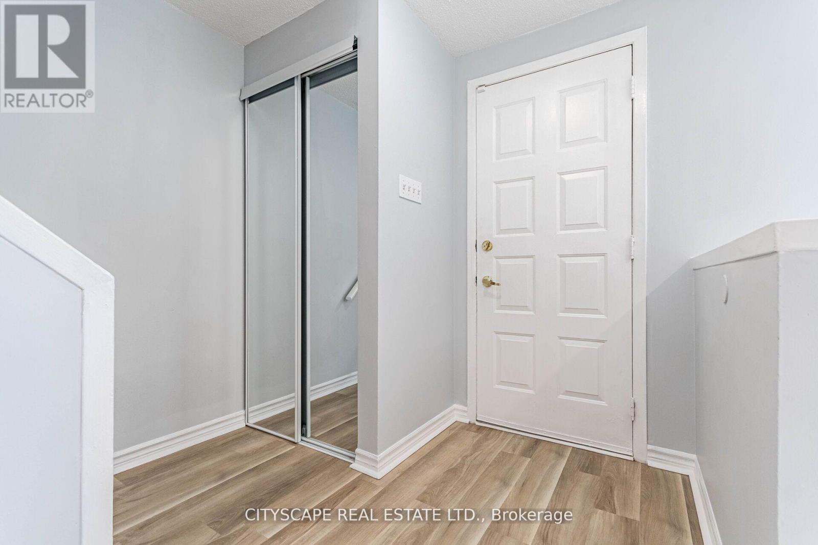 8 - 20 Mayfield Avenue, Waterloo, Ontario  N2J 4M5 - Photo 7 - X12300438