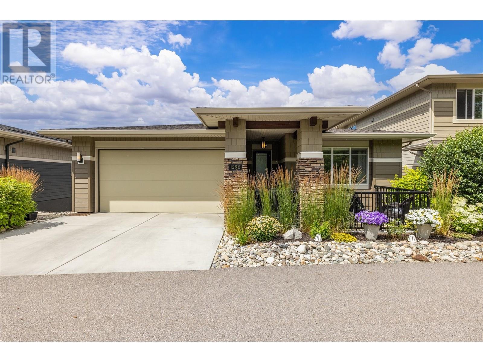 1590 Winter Lane, Kelowna, British Columbia
