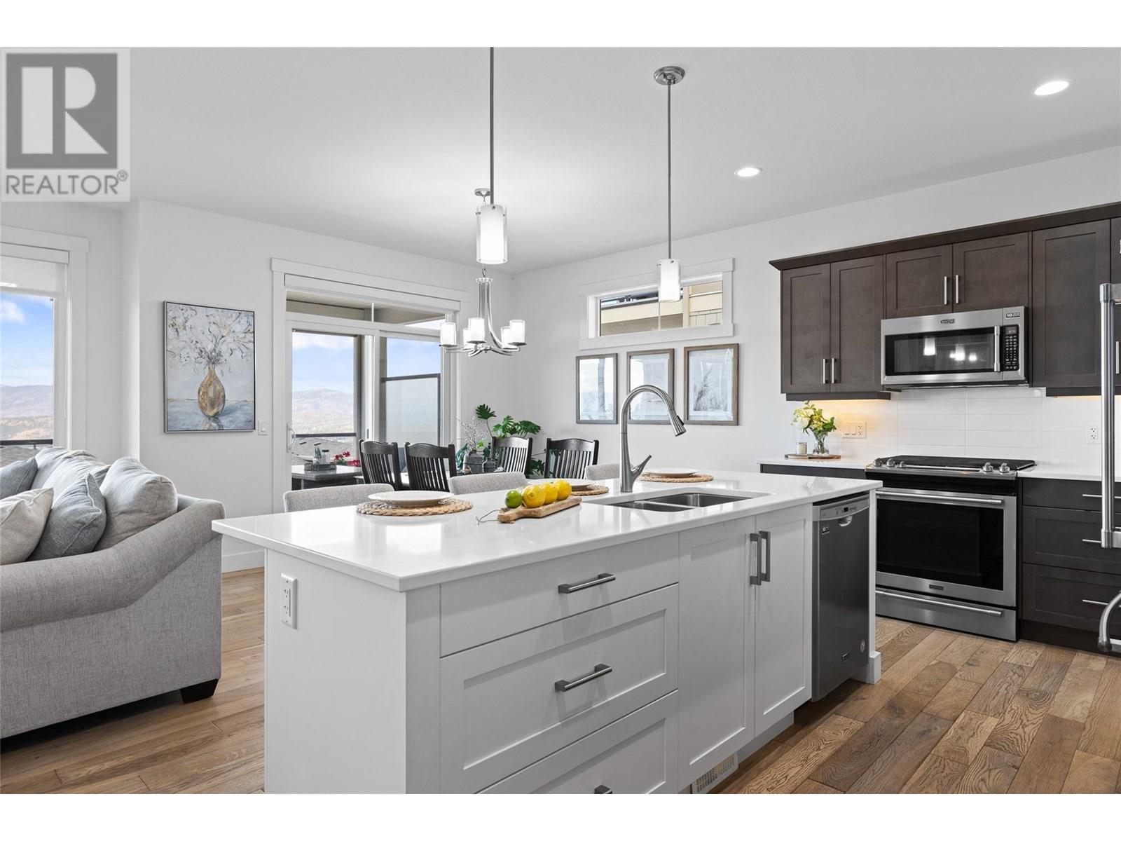 1590 Winter Lane, Kelowna, British Columbia  V1P 1T2 - Photo 6 - 10356584