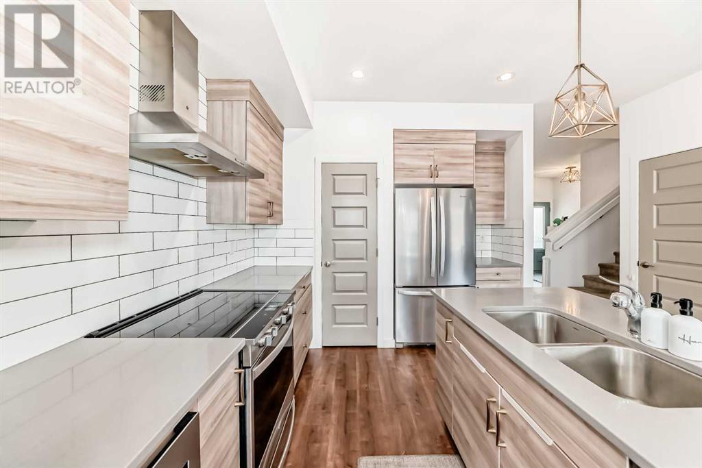Property at 673 Aquitania Boulevard W image 5