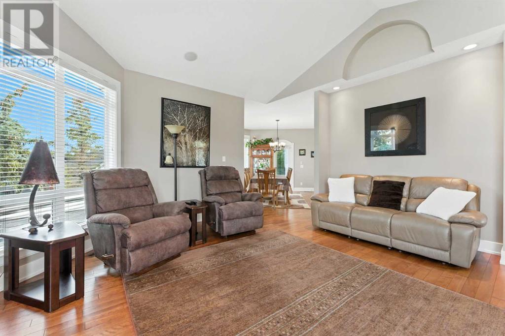 136 Magenta Crescent, Chestermere, Alberta  T1X 0K9 - Photo 9 - A2238712