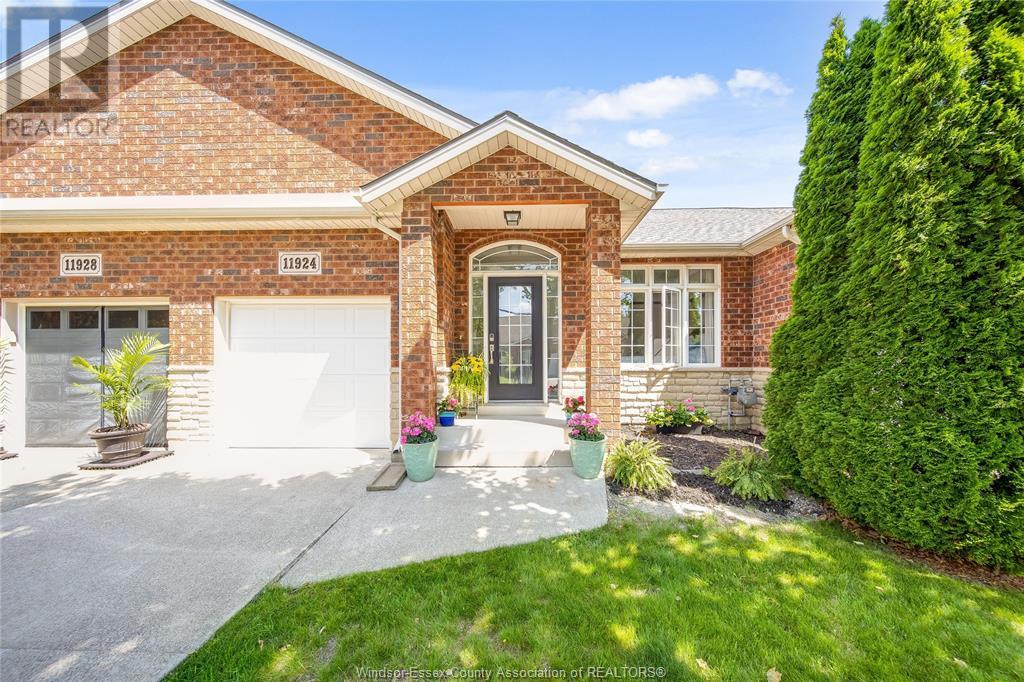 Property at 11924 COBBLESTONE CRESCENT image 2