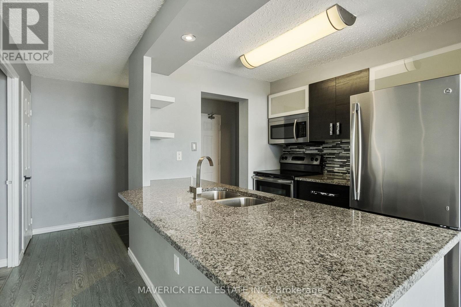 1405 - 323 Colborne Street, London East, Ontario  N6B 3N8 - Photo 4 - X12300678