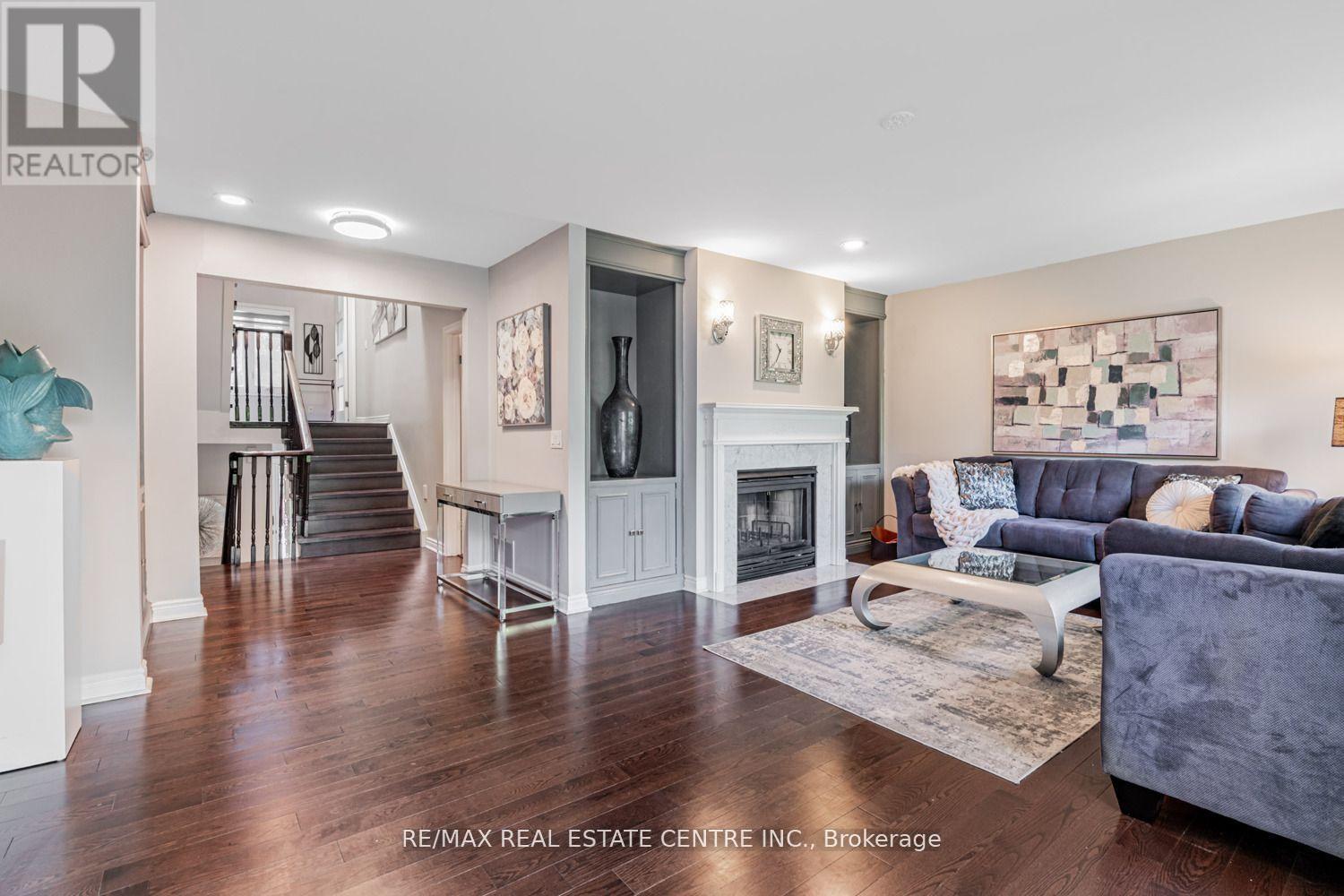 15 Rockingham Court, Markham, Ontario  L3T 7R8 - Photo 14 - N12300497