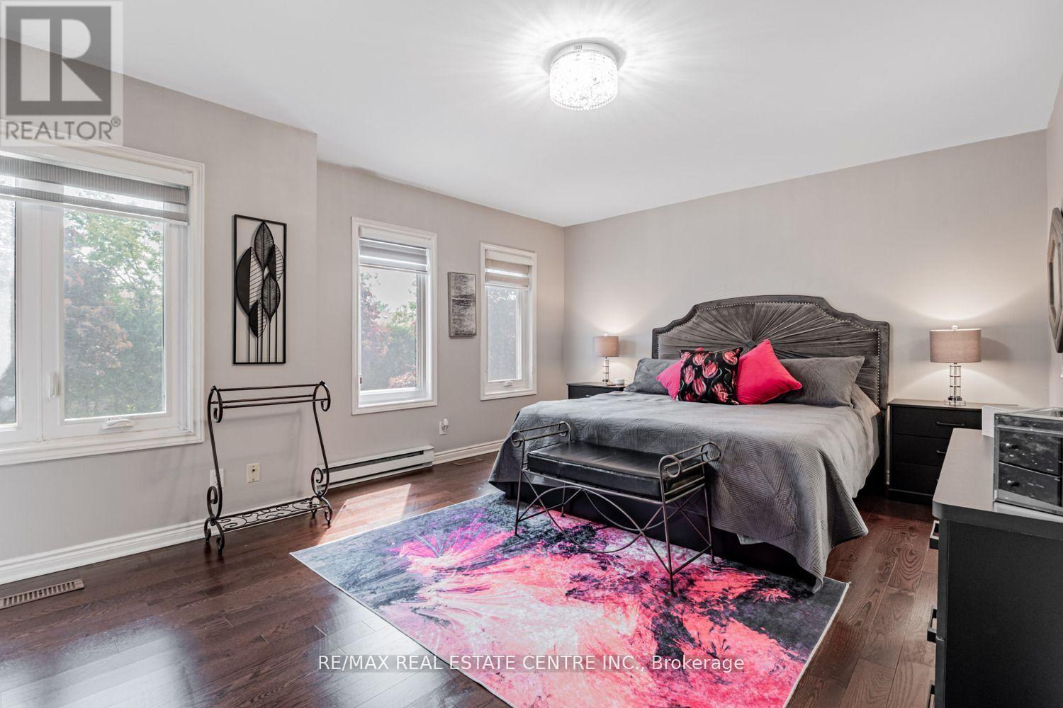 15 Rockingham Court, Markham, Ontario  L3T 7R8 - Photo 16 - N12300497