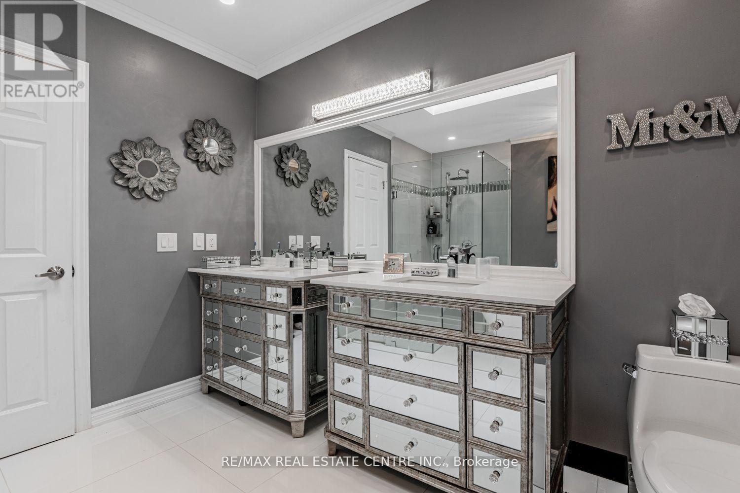 15 Rockingham Court, Markham, Ontario  L3T 7R8 - Photo 19 - N12300497
