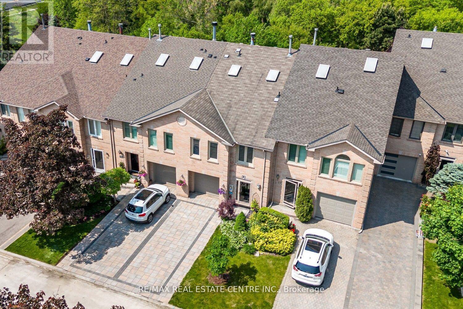 15 Rockingham Court, Markham, Ontario  L3T 7R8 - Photo 34 - N12300497
