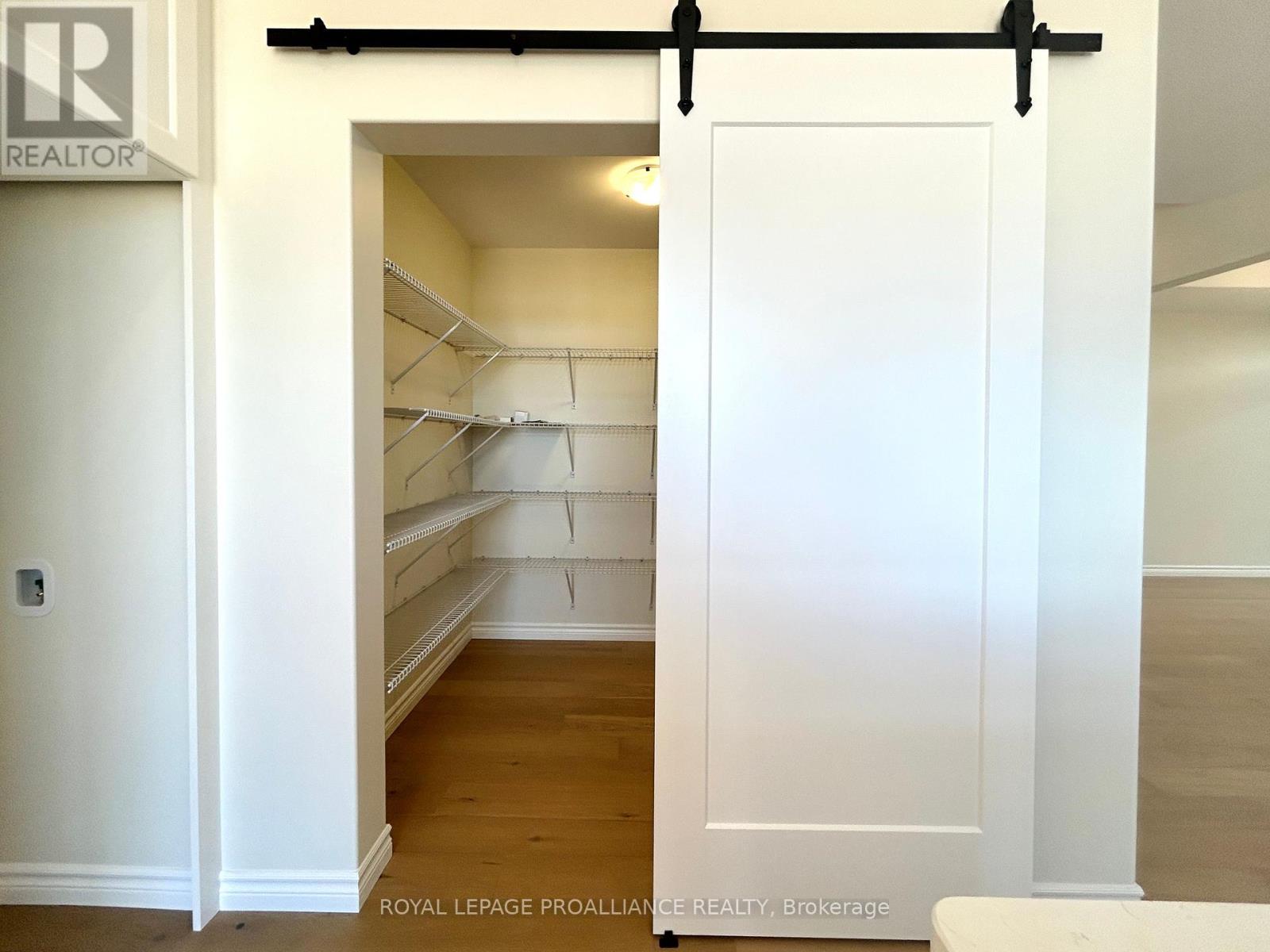 14 Peace River Street, Belleville, Ontario  K8N 0V6 - Photo 13 - X12300624