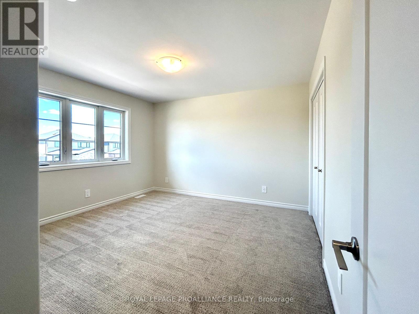 14 Peace River Street, Belleville, Ontario  K8N 0V6 - Photo 23 - X12300624