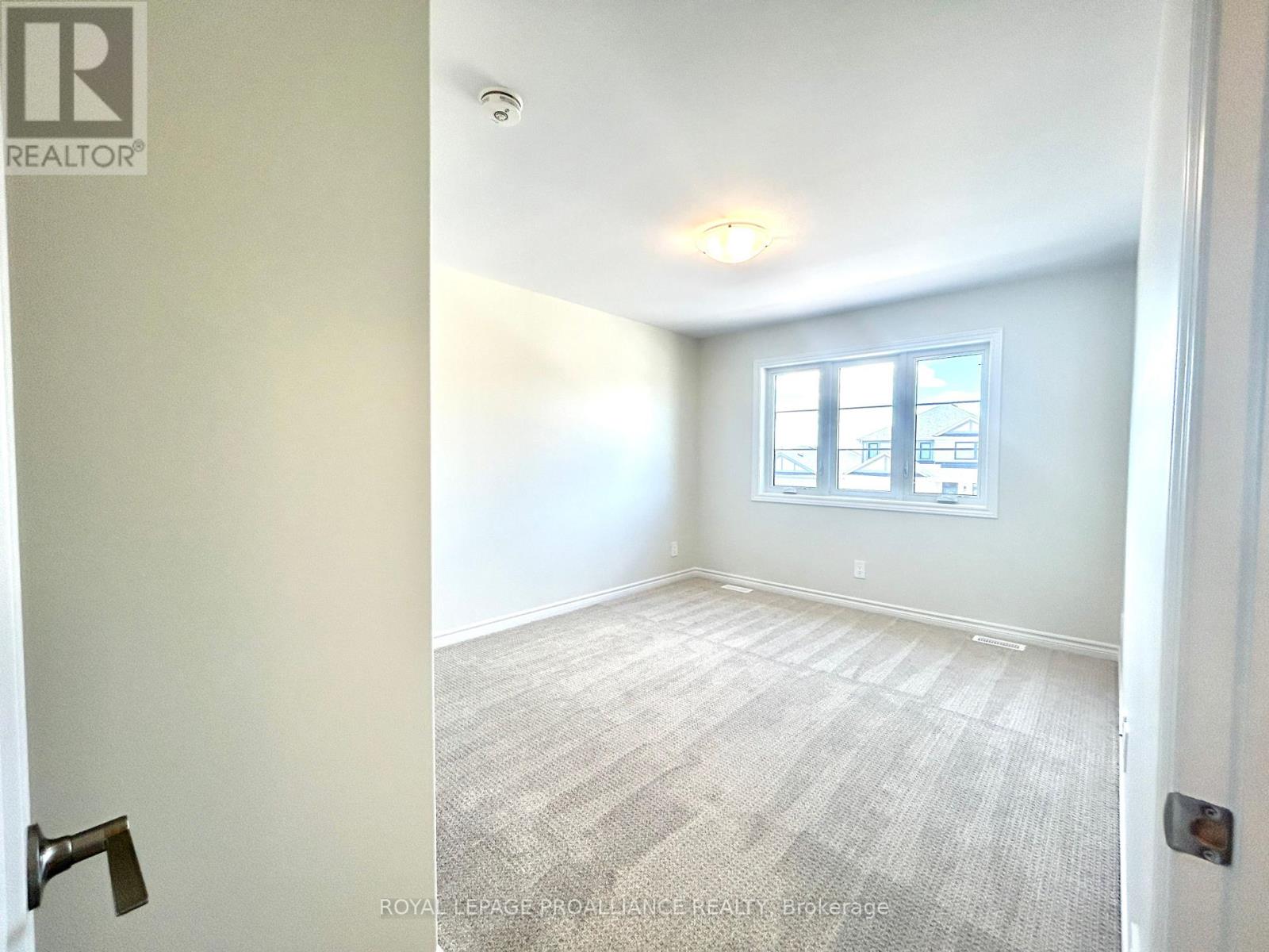 14 Peace River Street, Belleville, Ontario  K8N 0V6 - Photo 24 - X12300624