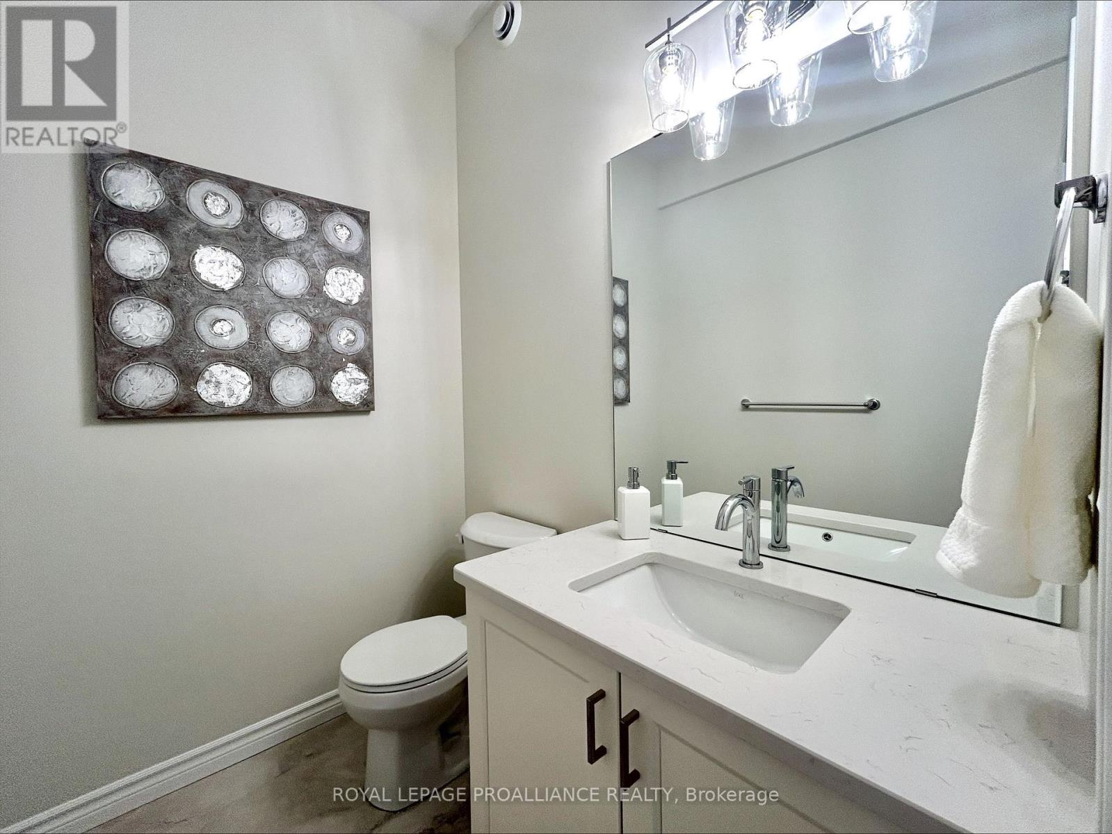 14 Peace River Street, Belleville, Ontario  K8N 0V6 - Photo 4 - X12300624